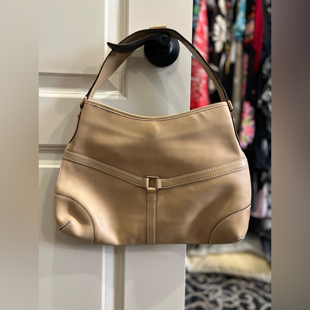 Gucci crème handbag or shoulder bag
